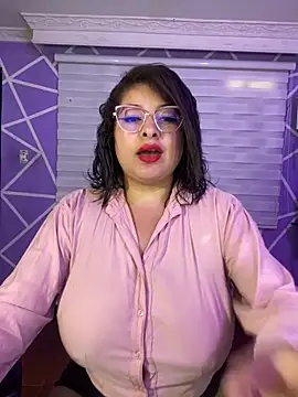MiiaaJoness online show from June 2026 04:51:02 PM