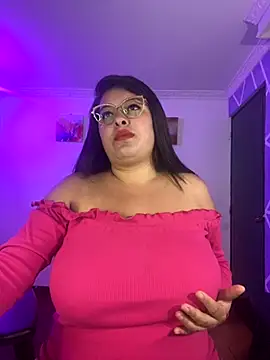 MiiaaJoness online show from November 2025 05:41:01 PM