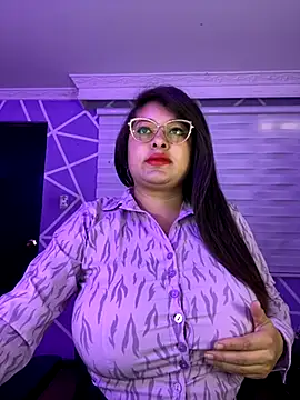 MiiaaJoness online show from September 2025 02:38:02 PM