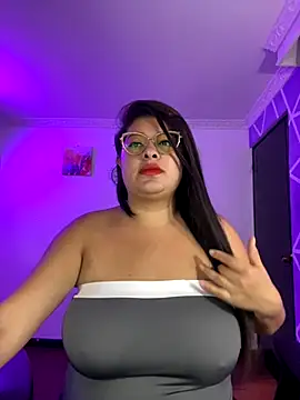 MiiaaJoness online show from November 2025 02:50:01 PM