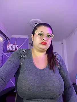 MiiaaJoness online show from January 2025 03:01:01 PM