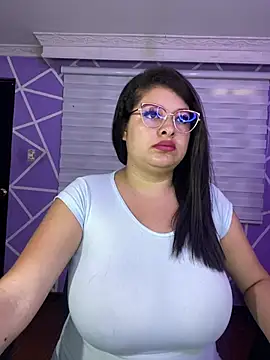 MiiaaJoness online show from May 2026 03:16:02 PM