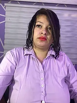 MiiaaJoness online show from May 2026 03:07:02 PM