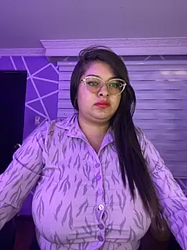 MiiaaJoness online show from September 2025 03:06:01 PM