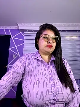 MiiaaJoness online show from January 2026 02:09:02 PM