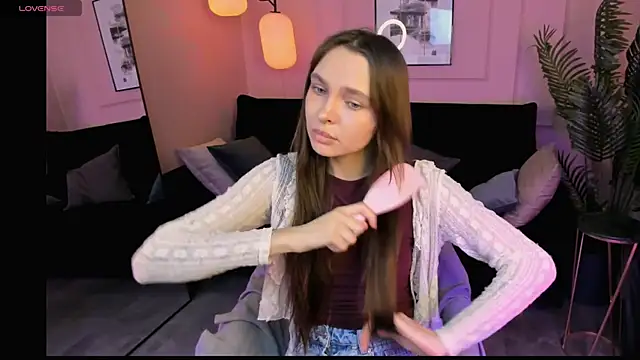 ChloeSunny online show from July 2026 02:02:01 PM