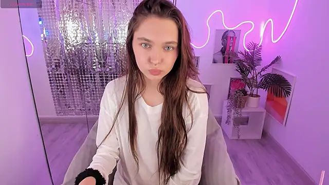 ChloeSunny online show from July 2026 06:09:01 AM