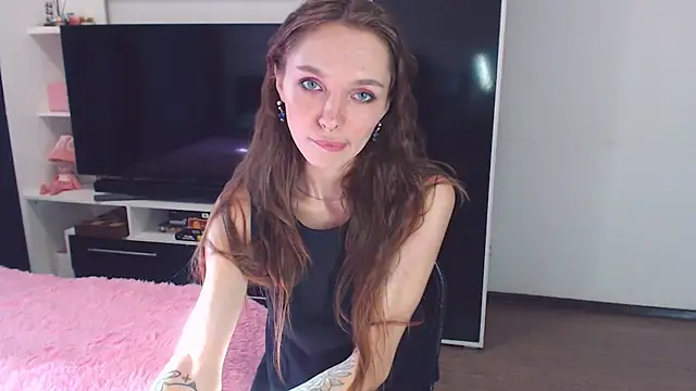 ChloeSunny online show from September 2025 01:17:01 PM