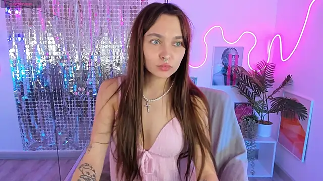 ChloeSunny online show from July 2026 02:03:01 PM