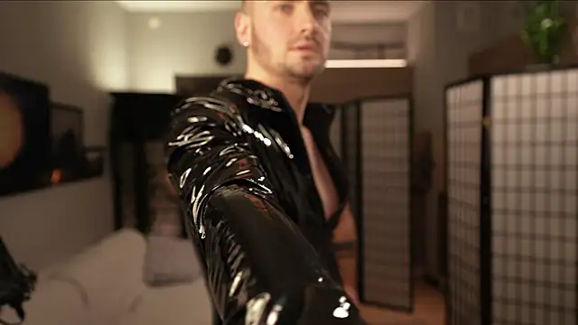 enjoy me online show from February 2025 03:33:01 PM