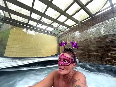 prainxxx22 online show from October 2025 06:18:02 PM