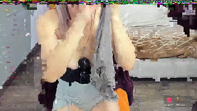 Snapshot of karina_sex68 chatting on September 2025 01:09:02 PM karina sex68 online show from September 2025 01:09:02 PM