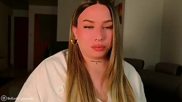 IsabellaFigueredo   online show from April 2026 11:22:02 AM