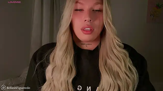 IsabellaFigueredo   online show from February 2026 09:54:01 AM