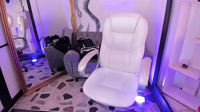 CelesteBrucee online show from May 2026 04:34:02 PM