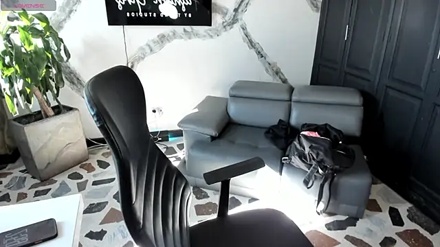 CelesteBrucee online show from December 2025 07:59:01 PM