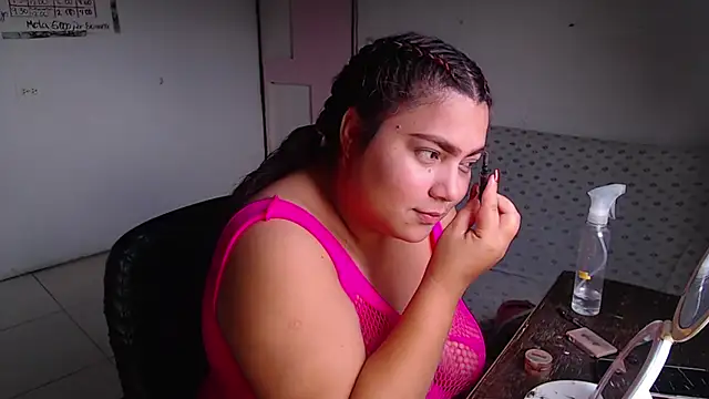 girl milk2 online show from November 2025 02:20:01 PM