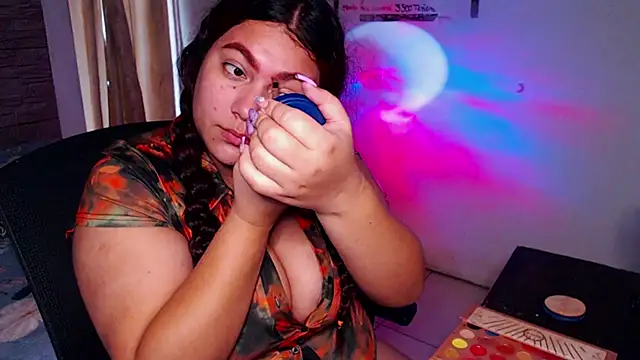 girl milk2 online show from February 2026 01:33:01 PM