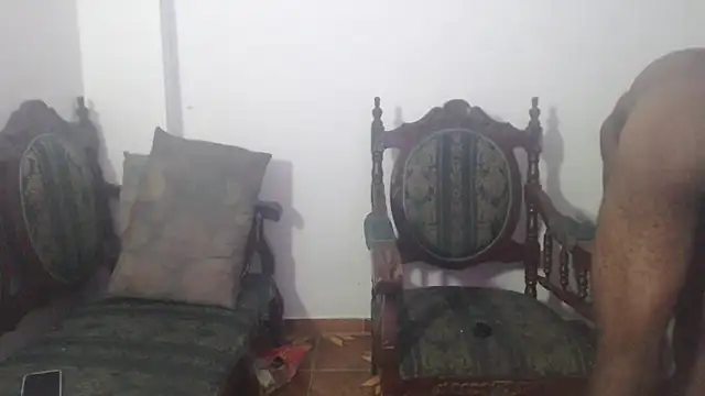 xDonVictor online show from October 2025 12:01:01 AM