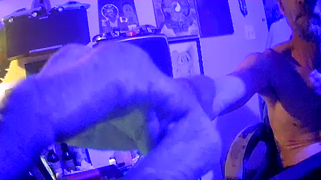 Snapshot of druetrue chatting on November 2025 02:37:01 AM druetrue online show from November 2025 02:37:01 AM