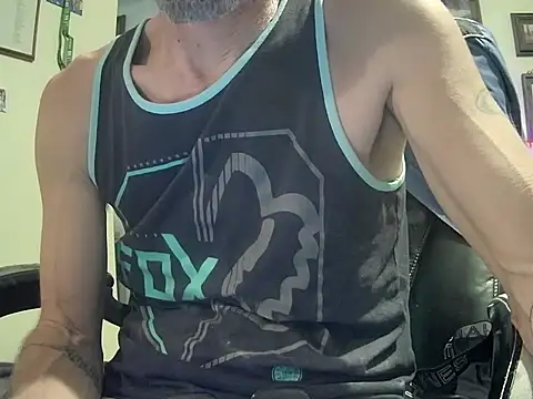 Snapshot of druetrue chatting on November 2025 07:52:02 PM druetrue online show from November 2025 07:52:02 PM