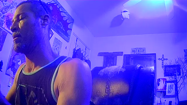 Snapshot of druetrue chatting on December 2025 09:04:02 PM druetrue online show from December 2025 09:04:02 PM