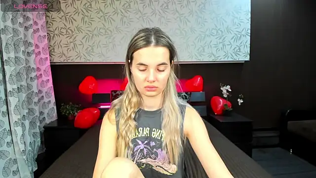 Donna Evans online show from February 2025 12:08:02 AM