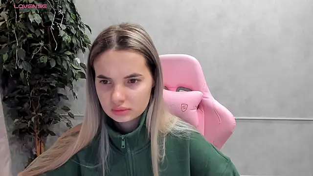 Donna Evans online show from March 2025 12:16:01 AM