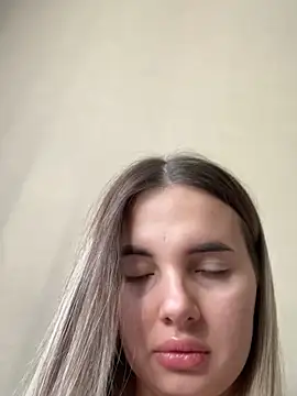 Donna Evans online show from October 2025 03:30:02 AM