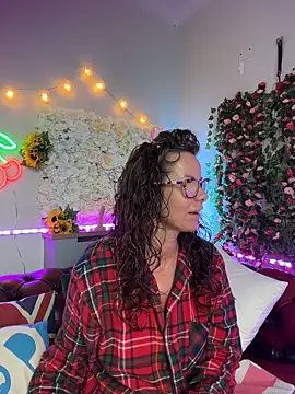 Snapshot of AmicaBentley chatting on March 2026 06:48:02 AM AmicaBentley online show from March 2026 06:48:02 AM