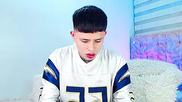  justinmoon2 online show from July 2026 06:24:02 AM