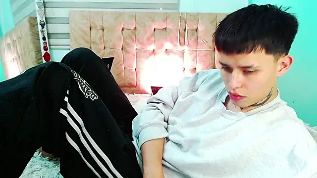  justinmoon2 online show from May 2026 10:32:02 PM
