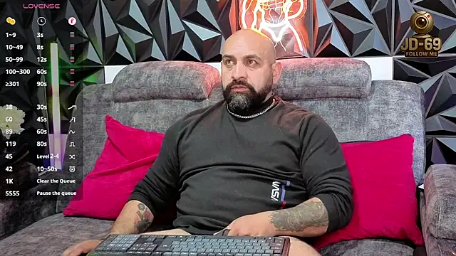 JD-69 online show from October 2025 07:00:01 PM