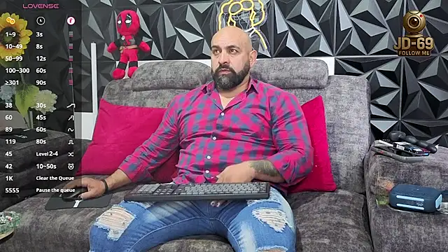 JD-69 online show from November 2025 06:30:02 PM