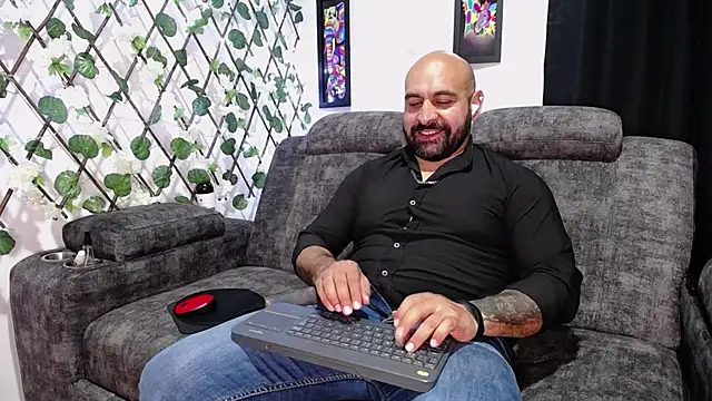 JD-69 online show from February 2025 01:22:01 AM