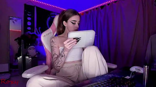 wet dream  online show from November 2025 03:17:01 AM