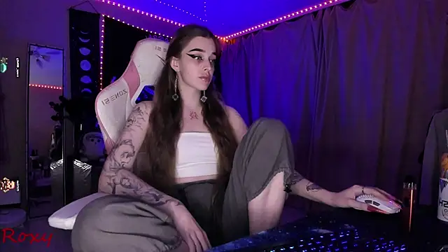 wet dream  online show from January 2026 05:38:02 PM