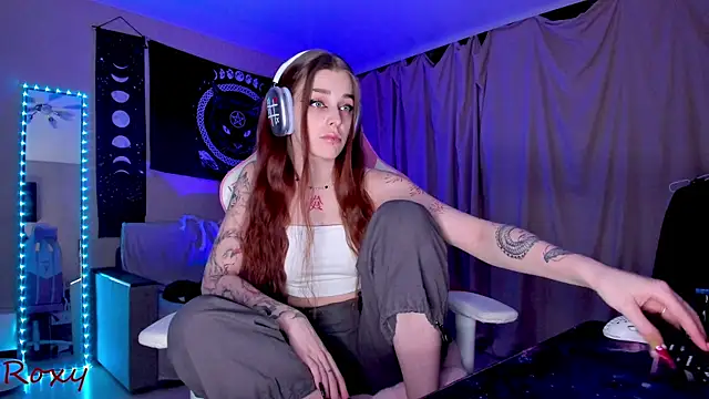 wet dream  online show from January 2025 01:33:01 AM