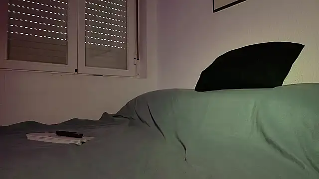 mrj99219 online show from April 2026 07:58:01 AM