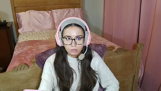 alisonfields online show from January 2026 06:39:02 AM