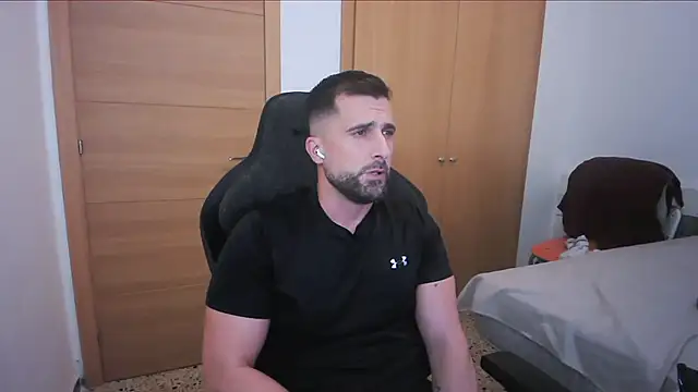 alex877x online show from October 2025 08:31:01 PM
