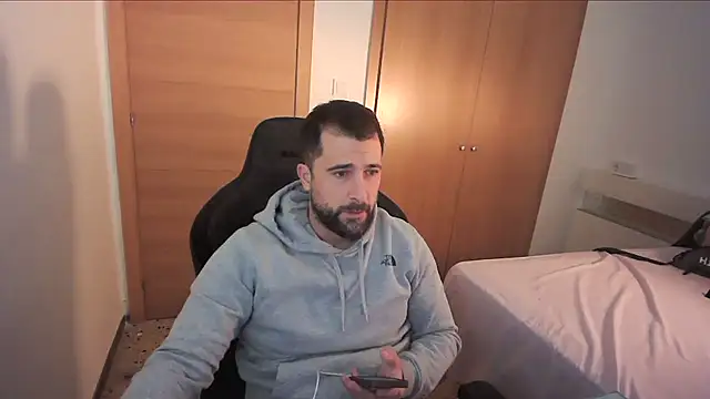 Snapshot of alex877x chatting on November 2025 03:45:01 PM alex877x online show from November 2025 03:45:01 PM