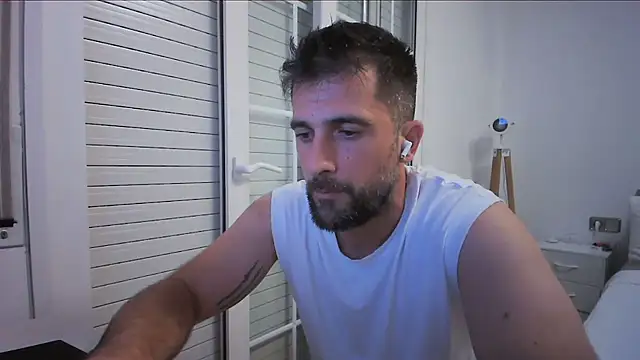 Snapshot of alex877x chatting on July 2026 07:36:02 PM alex877x online show from July 2026 07:36:02 PM