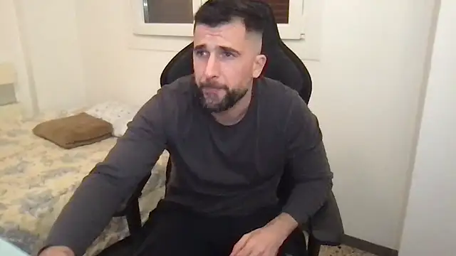 alex877x online show from February 2026 08:22:01 PM