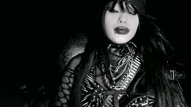 XXIOUX online show from April 2026 05:58:01 AM