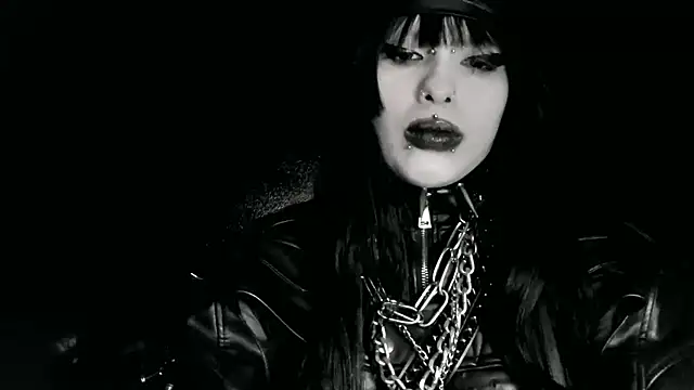 XXIOUX online show from April 2026 02:19:01 AM