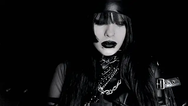 XXIOUX online show from April 2026 10:40:01 PM