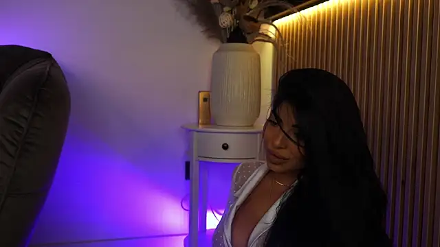 KimyBroox online show from September 2025 06:29:02 PM
