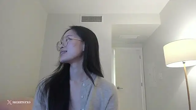 Snapshot of secretgirlfriendxo chatting on March 2025 07:08:02 AM secretgirlfriendxo online show from March 2025 07:08:02 AM