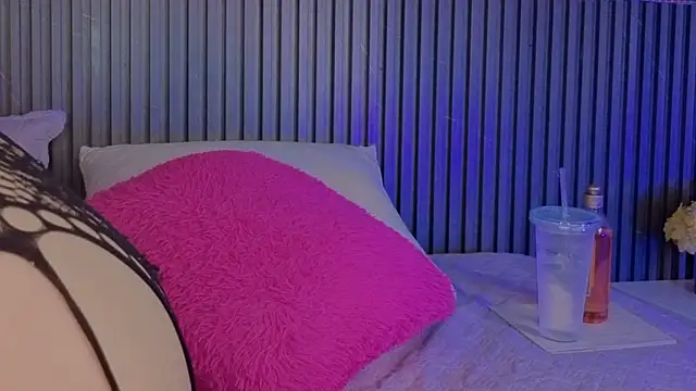 IbethMoon online show from March 2026 06:59:02 PM